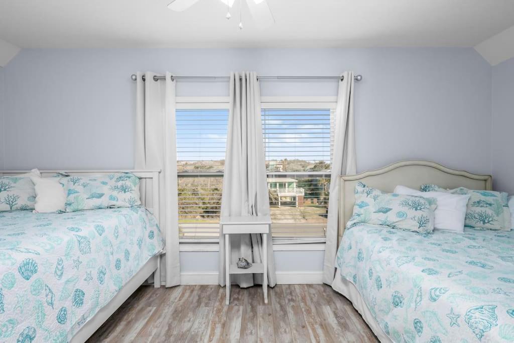 Pool Haven Ocean View Villa Oak Island Eksteriør bilde