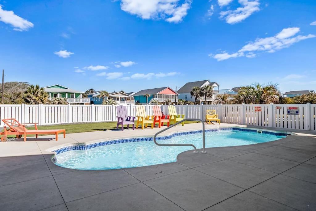 Pool Haven Ocean View Villa Oak Island Eksteriør bilde